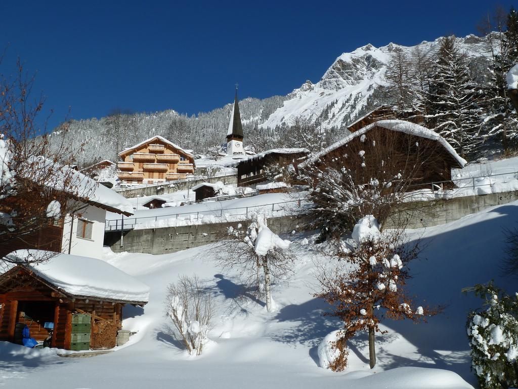 Chalet Gerbera Apartman Wengen Szoba fotó